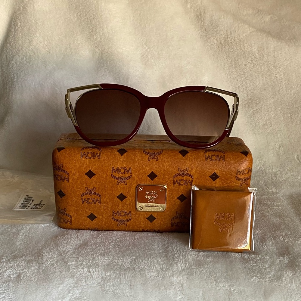 SOLD! NEW MCM 57mm Cat Eye Burgundy Sunglasses - Picture 5 of 15
